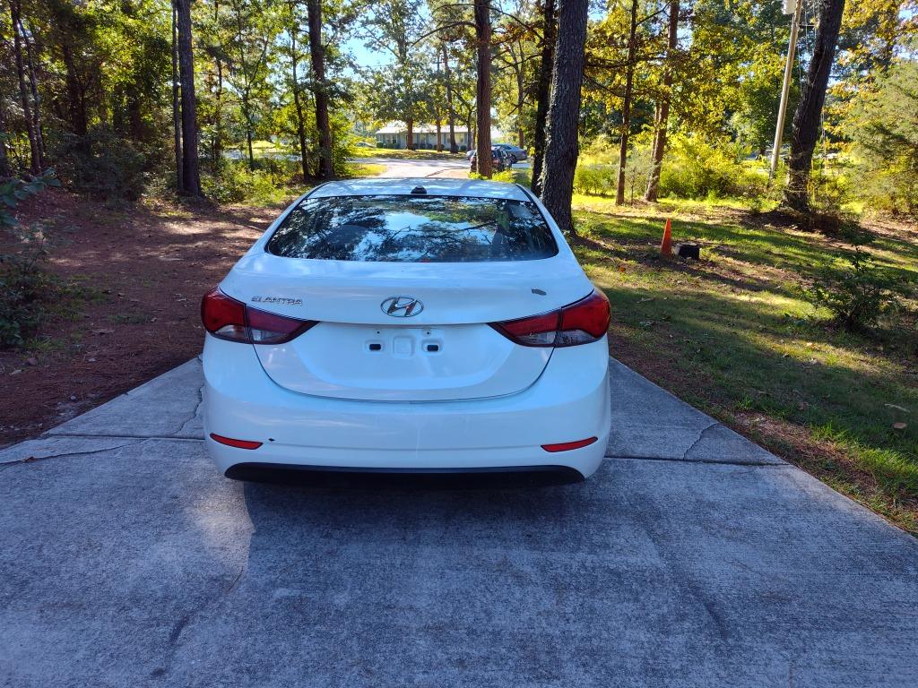 2016 Hyundai Elantra SE - Photo 8