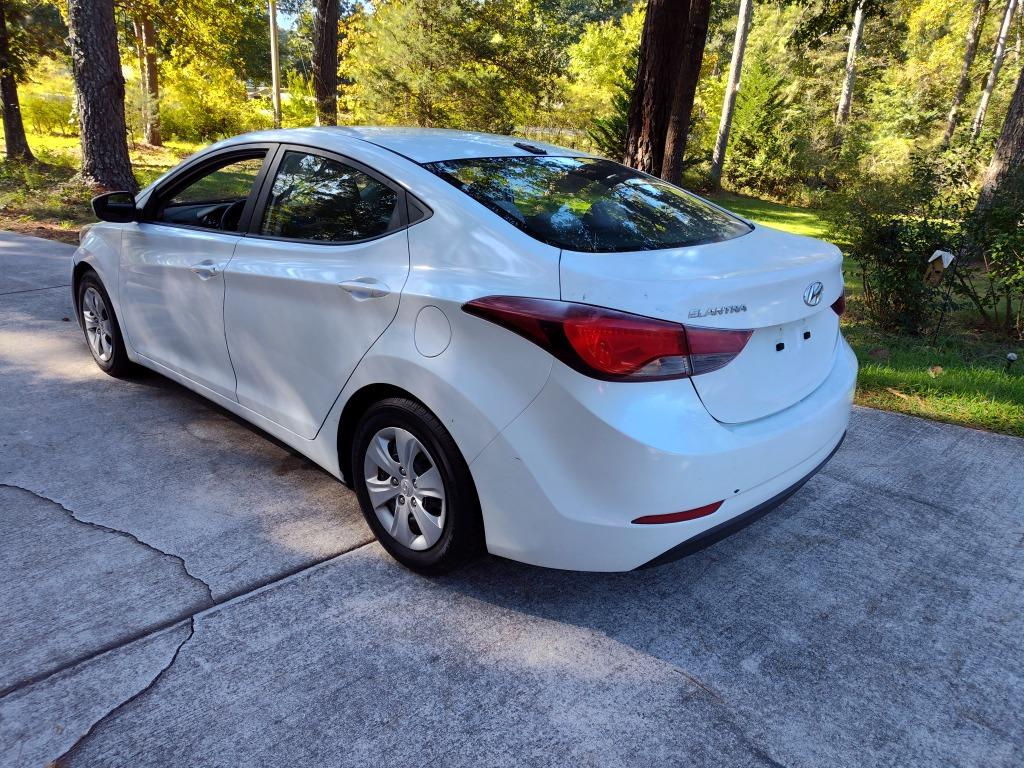 2016 Hyundai Elantra SE - Photo 7