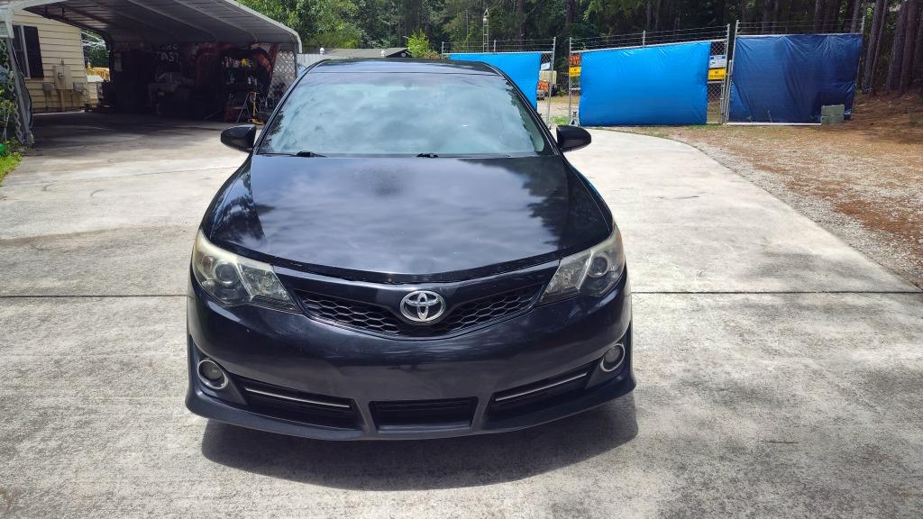 2012 Toyota Camry 2.5 Auto SE's photo