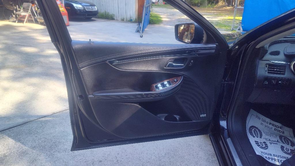 2015 Chevrolet Impala 2LZ - Photo 10